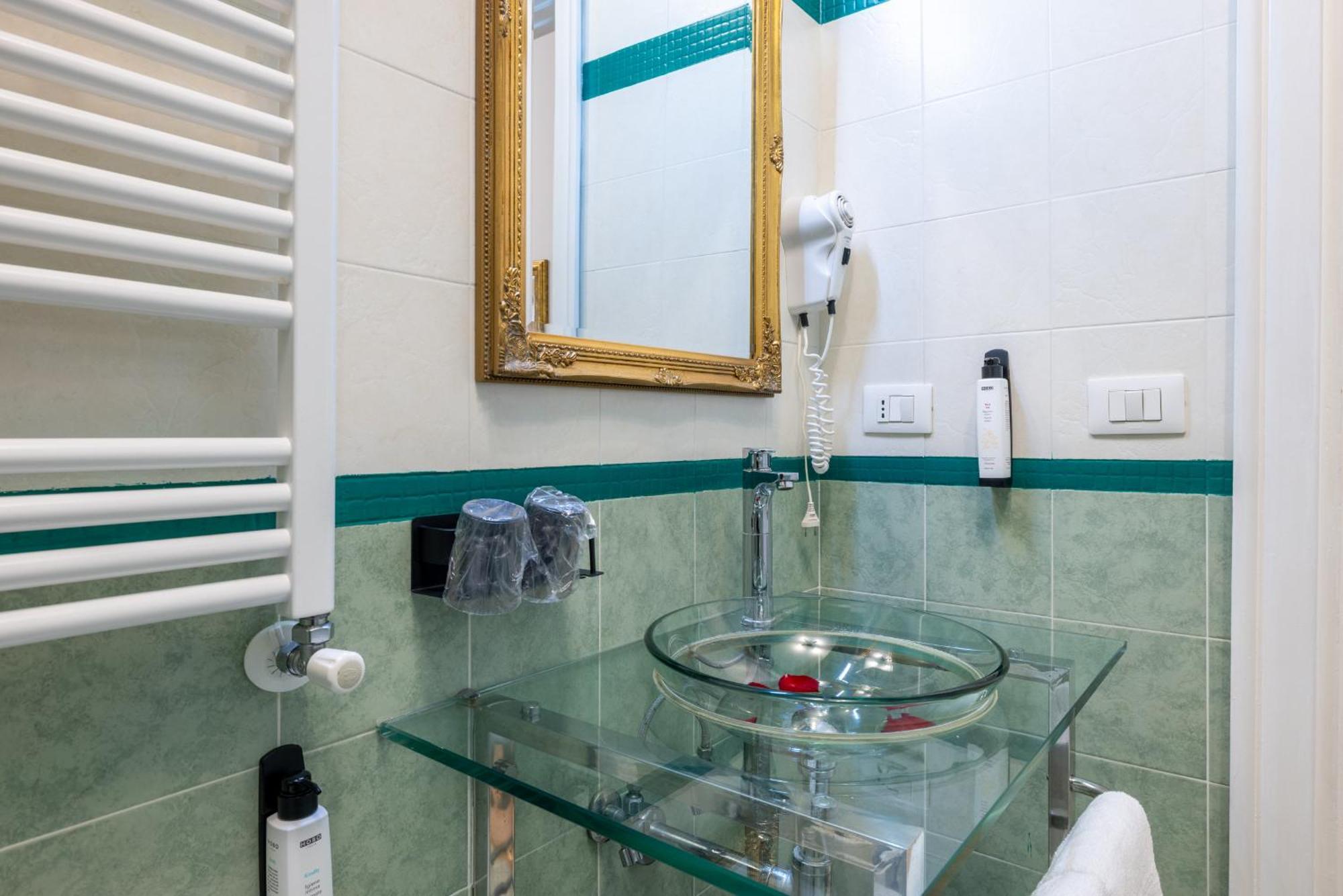 Domus Bella Roma Hotel Luaran gambar